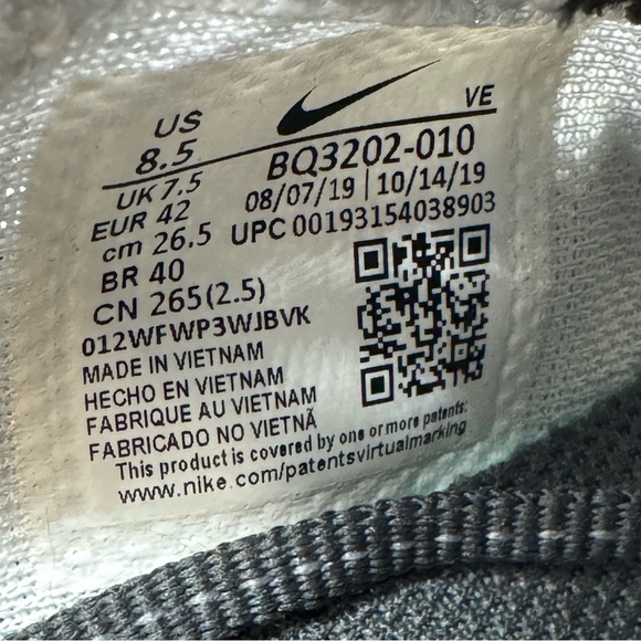 Nike Zoom Gravity Smoke Gray Running Shoes BQ3202-010 Men's Sz 8.5 Women's Sz 10 - Picture 10 of 10